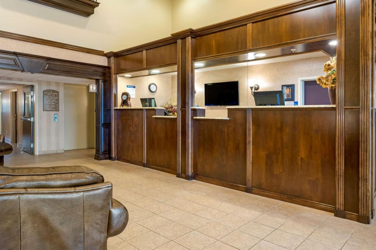 Best Western Plus Grand-Sault Hotel & Suites Экстерьер фото