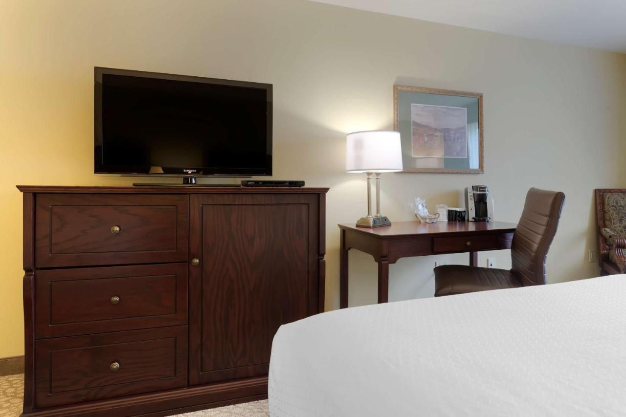 Best Western Plus Grand-Sault Hotel & Suites Экстерьер фото