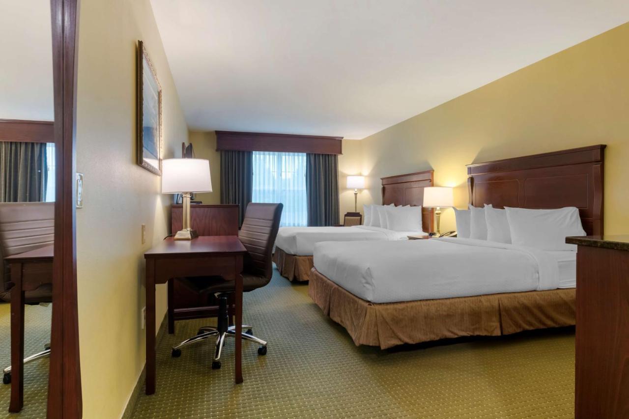 Best Western Plus Grand-Sault Hotel & Suites Экстерьер фото