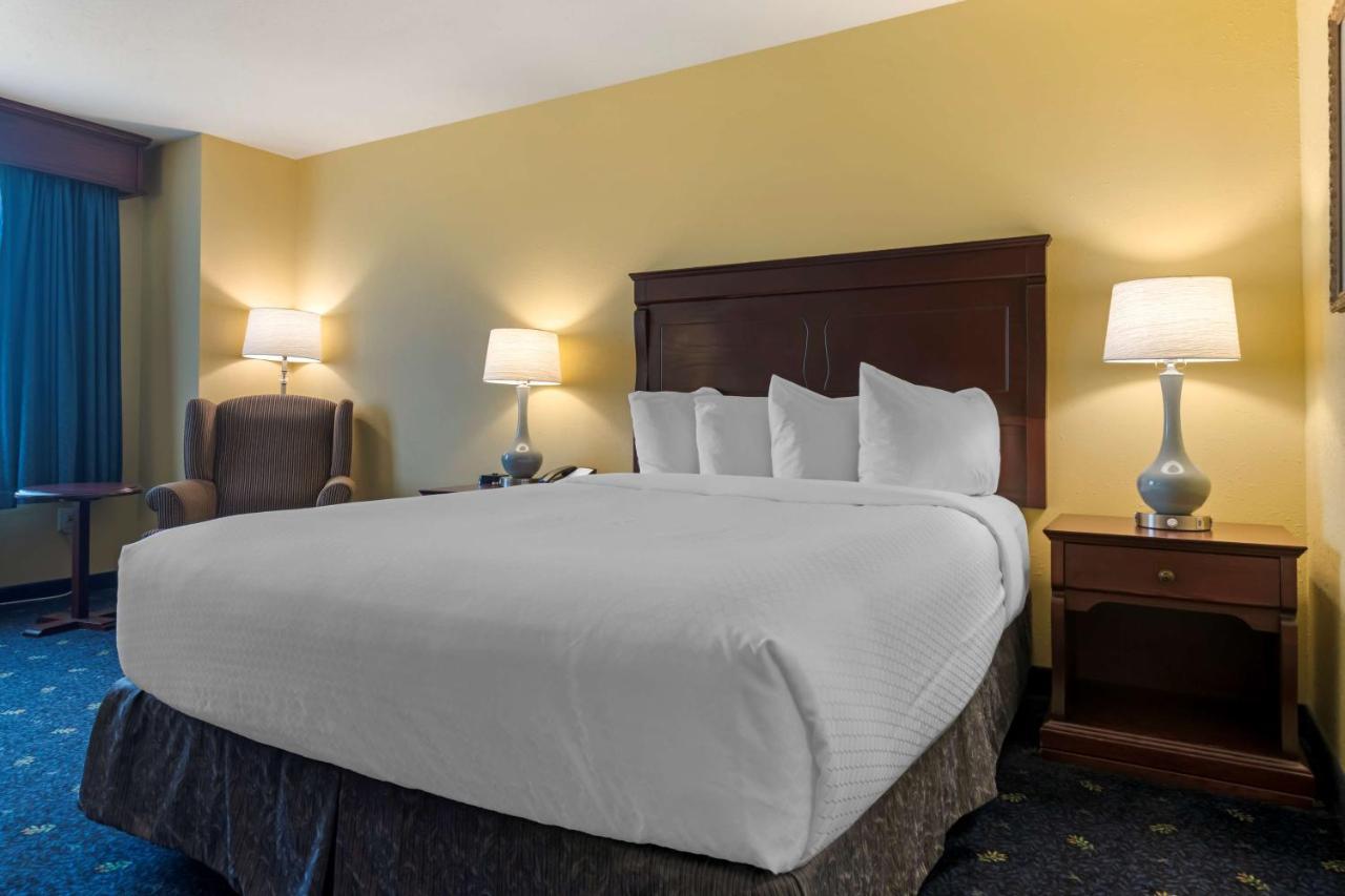 Best Western Plus Grand-Sault Hotel & Suites Экстерьер фото