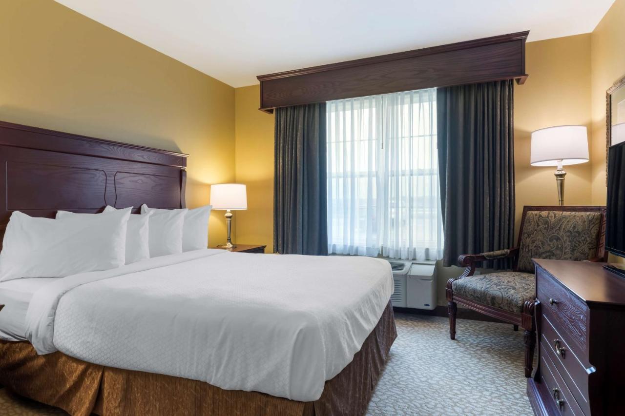 Best Western Plus Grand-Sault Hotel & Suites Экстерьер фото