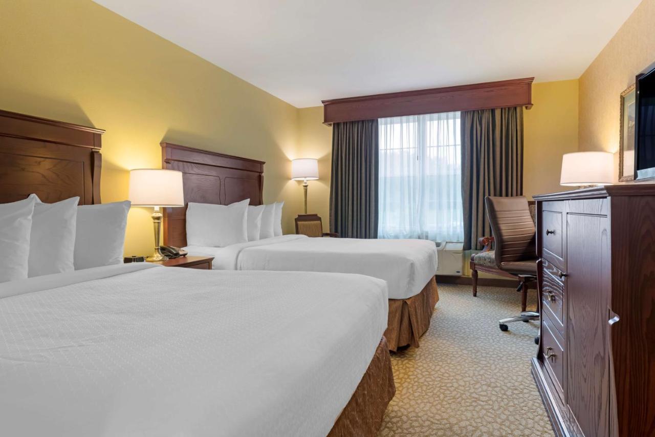 Best Western Plus Grand-Sault Hotel & Suites Экстерьер фото