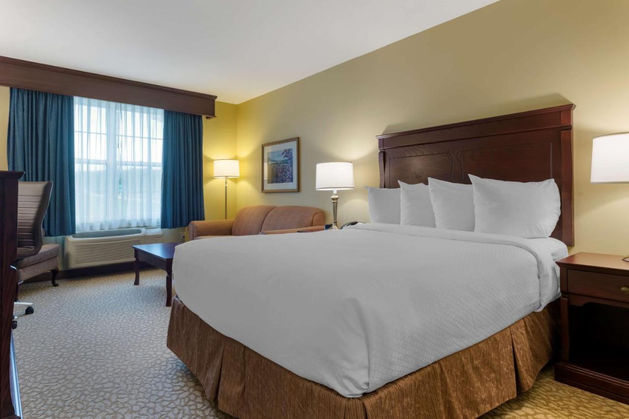 Best Western Plus Grand-Sault Hotel & Suites Экстерьер фото
