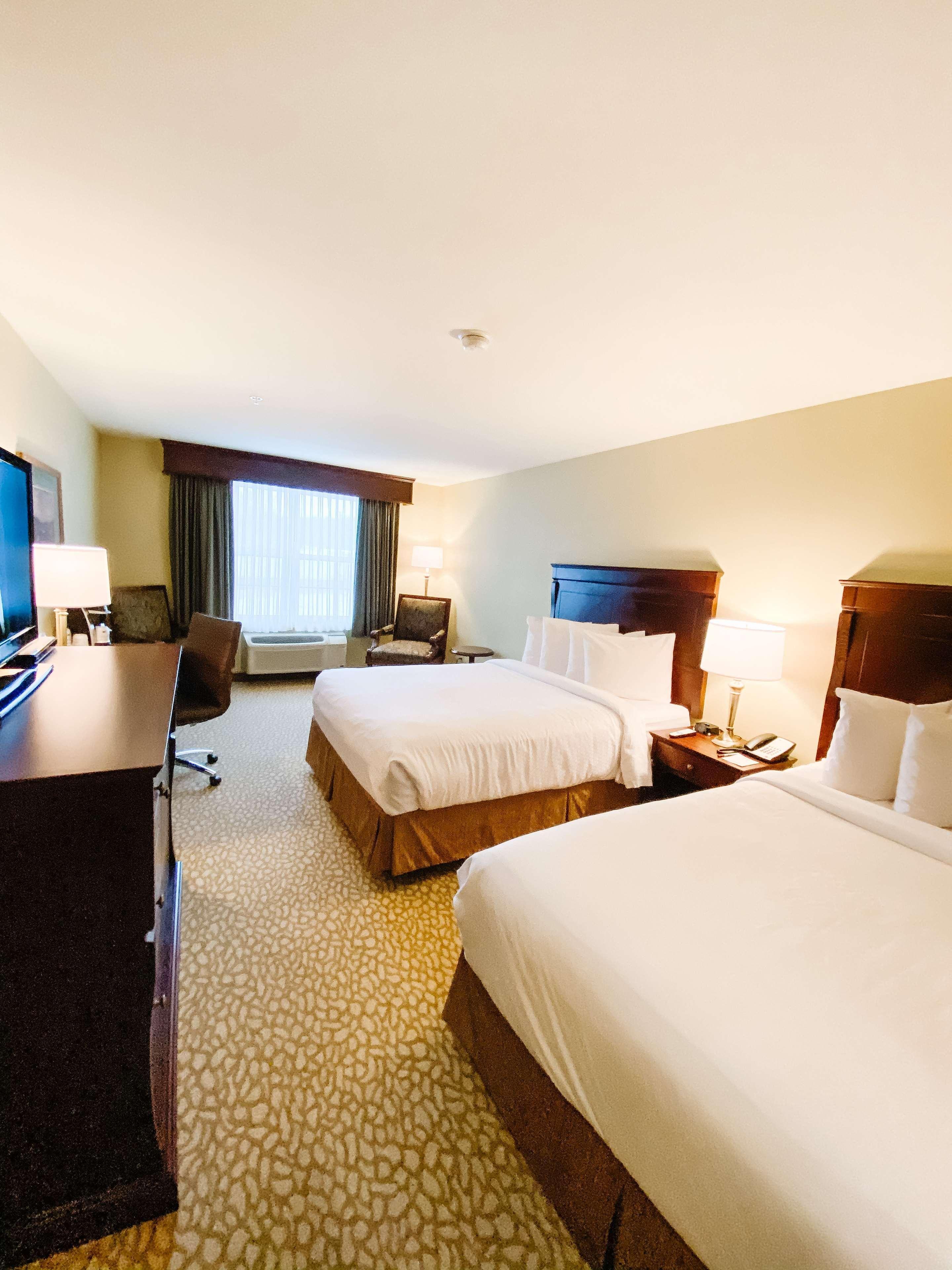 Best Western Plus Grand-Sault Hotel & Suites Экстерьер фото